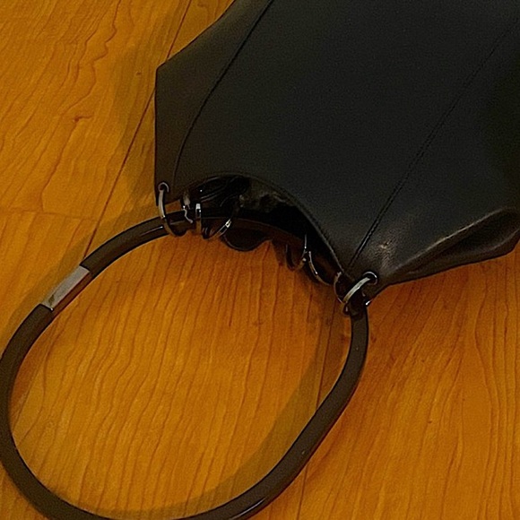 Authentic Gucci Tom Ford 99 FW Rare Black Leather Curtain Bag - Picture 12 of 16